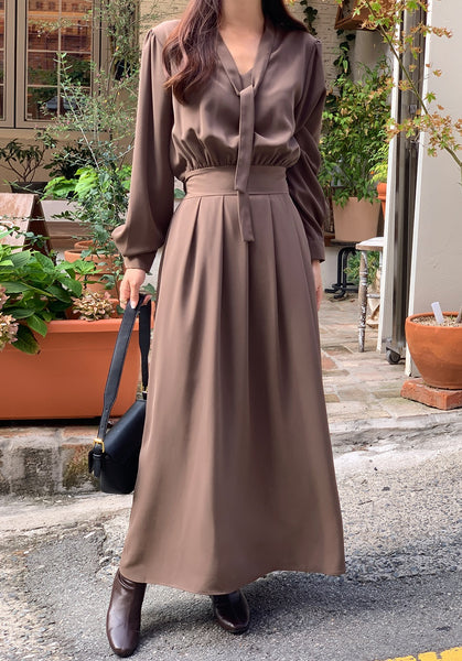 Bow Tie Detail Maxi Dress