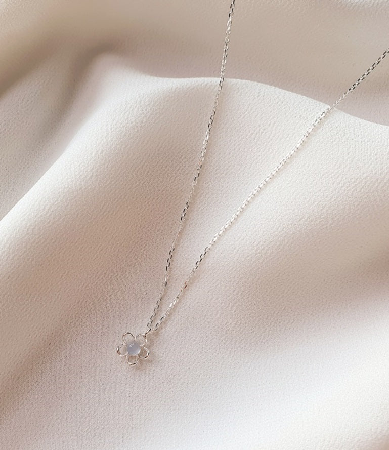 [92.5 Silver] Daisy Silver Necklace-Holiholic