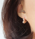 [92.5 Silver] Flat Heart Shape Earrings
