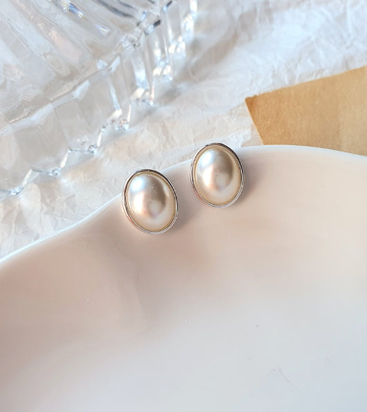[92.5 Silver] Simple Round Pearl Earrings-Holiholic
