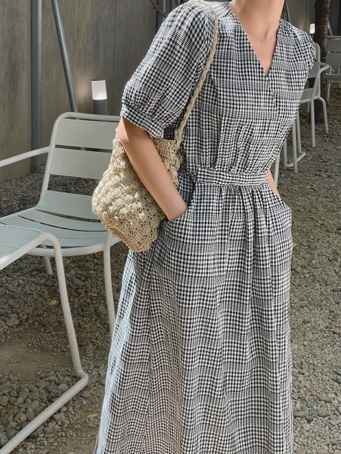 Short Sleeve Plaid Dress with Pocket-Holiholic Main image