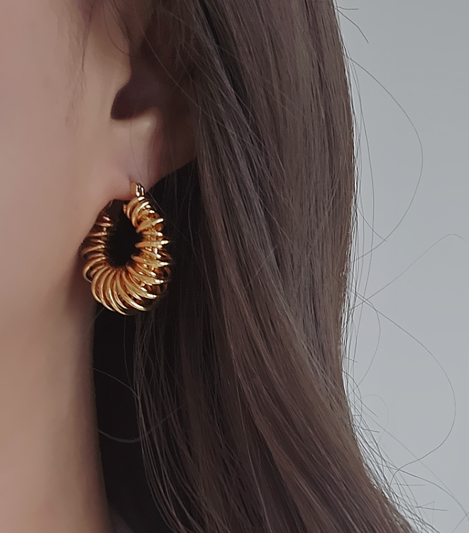 Unique Poil Hoop Earrings Secondary image