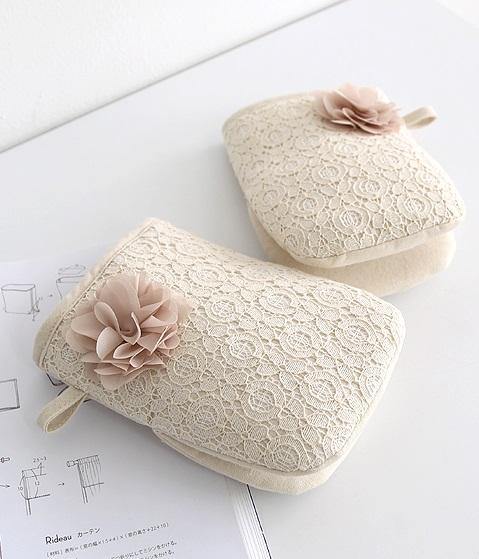 Princess Lace Kitchen Gloves – HOLIHOLIC