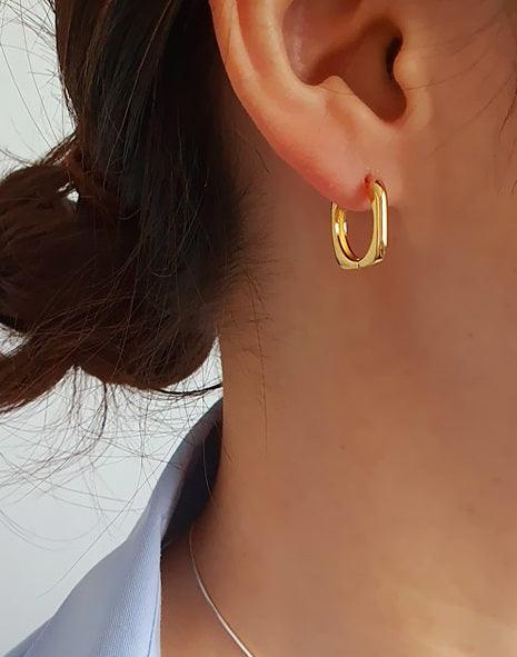 [92.5 Silver] Basic Square Hoop Earrings Secondary image