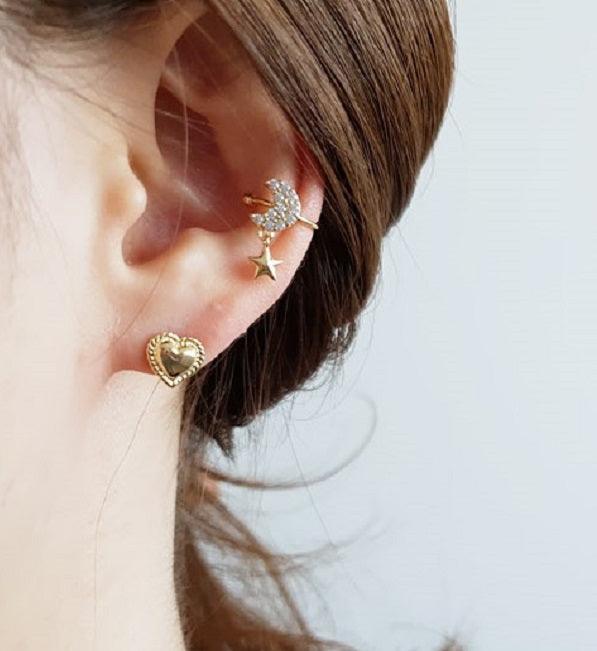 [92.5 Silver] Dot Line Heart Earrings Secondary image