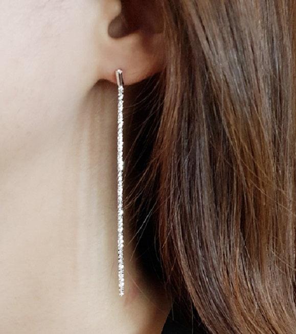 [92.5 Silver] Elle Long Drop Earrings - HOLIHOLIC