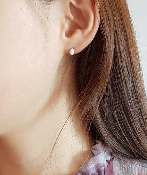 [92.5 Silver] Opal & Silver Minimal Earrings - HOLIHOLIC