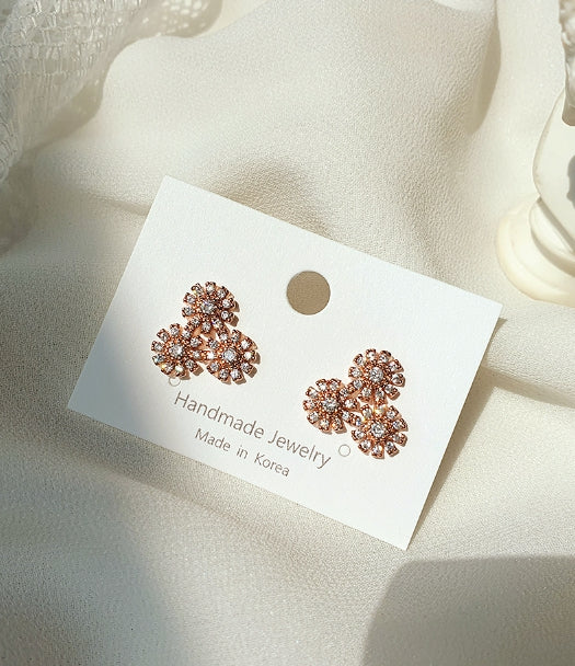 [92.5 Silver] Triangle Cubic Flower Earrings-Holiholic