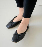 Black Bow Point Flats - HOLIHOLIC