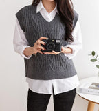 Cable Knit Sweater Vest - HOLIHOLIC