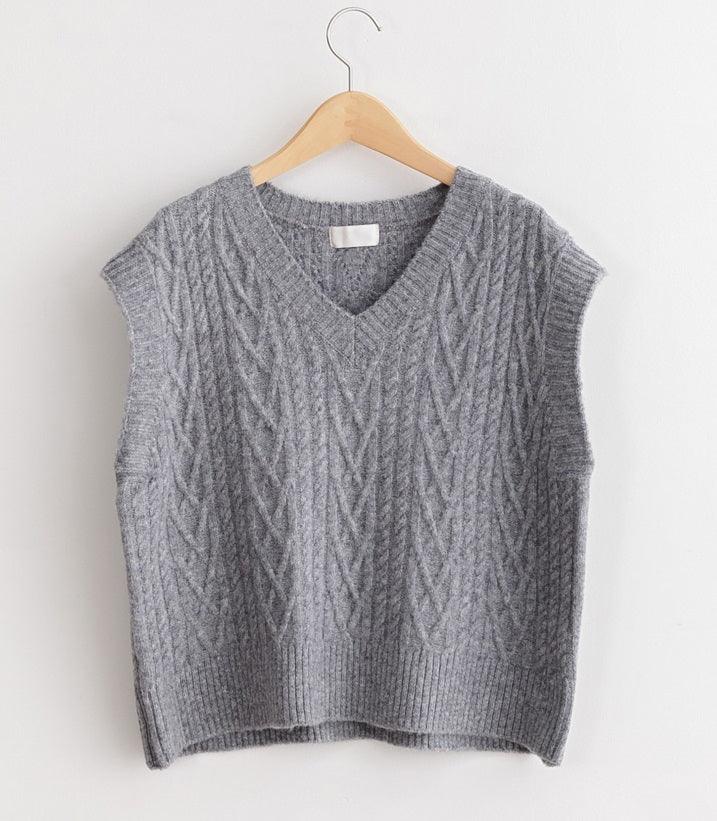 Cable Knit Sweater Vest - HOLIHOLIC