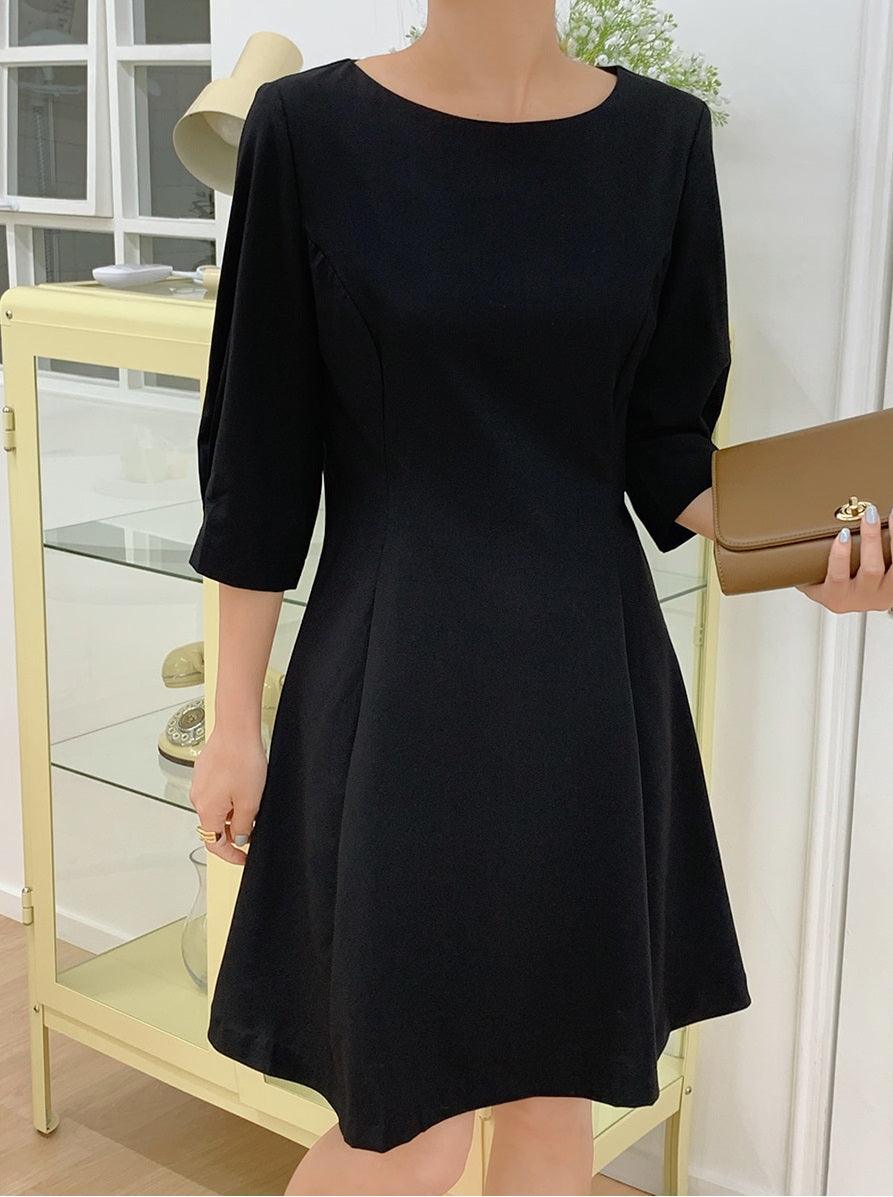 Comfort Fit Solid Midi Dress - HOLIHOLIC