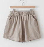 Cotton Blended Pocketed Shorts - HOLIHOLIC