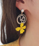LOVE flower drop earring - HOLIHOLIC