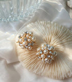 Pearl Blossom Stud Earrings - HOLIHOLIC