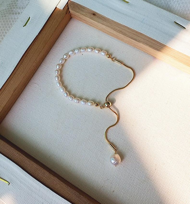 Real Water Pearl Drop Bracelet - HOLIHOLIC Main image