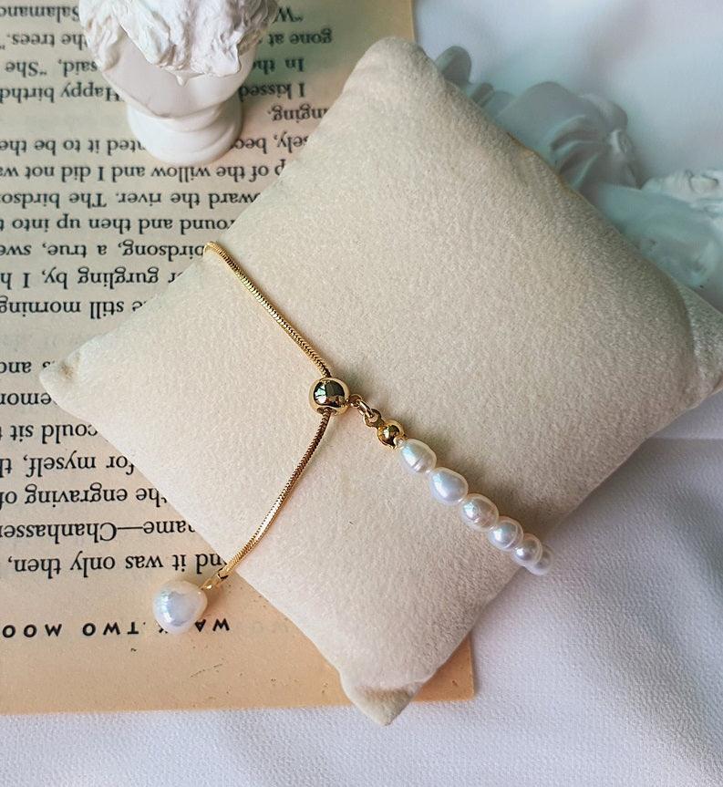 Real Water Pearl Drop Bracelet Secondary image