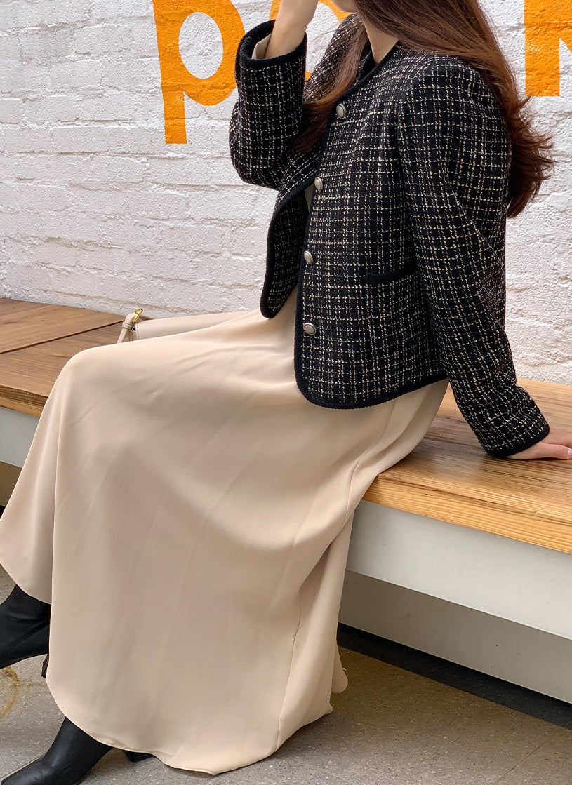 Silver Button Pointed Tweed Jacket Secondary image
