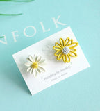 Unbalanced Flower Stud Earring - HOLIHOLIC