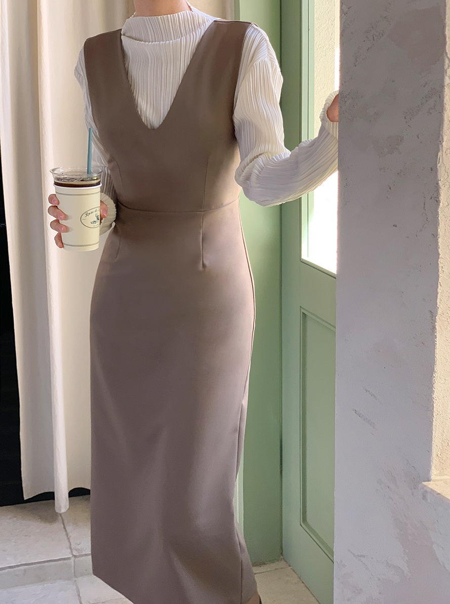 V Neck Sleeveless Slim Fit Dress Secondary image