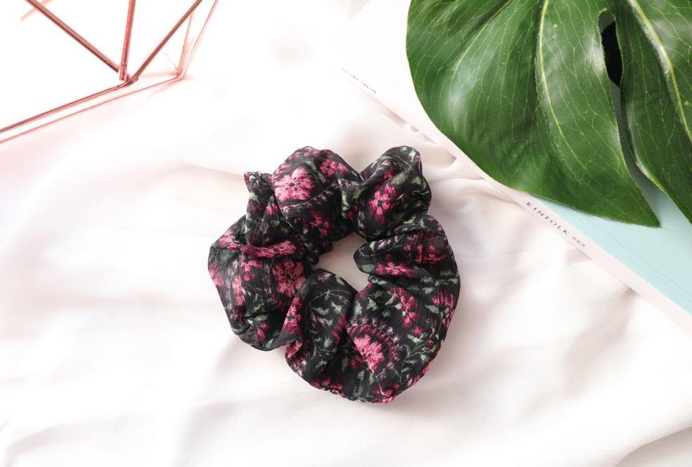 Four Season Scrunchie - HOLIHOLIC